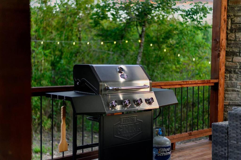 布罗肯鲍Under The Stars - Secluded, Hot Tub, Firepit, Games别墅 外观 照片