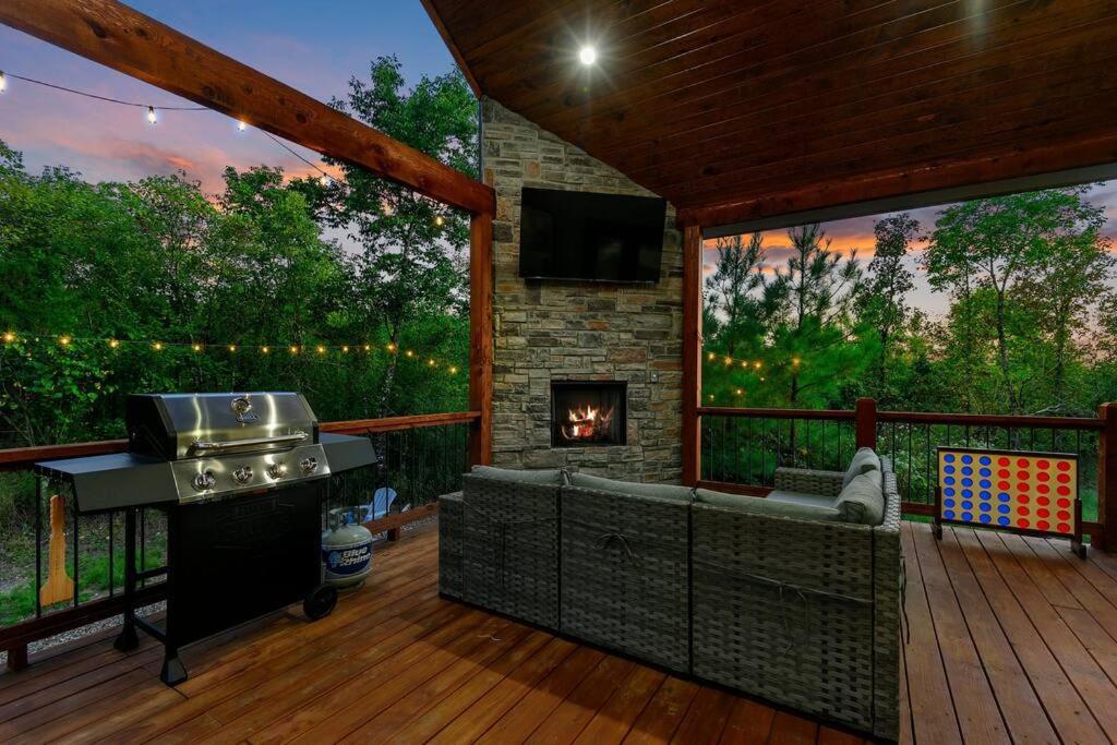 布罗肯鲍Under The Stars - Secluded, Hot Tub, Firepit, Games别墅 外观 照片