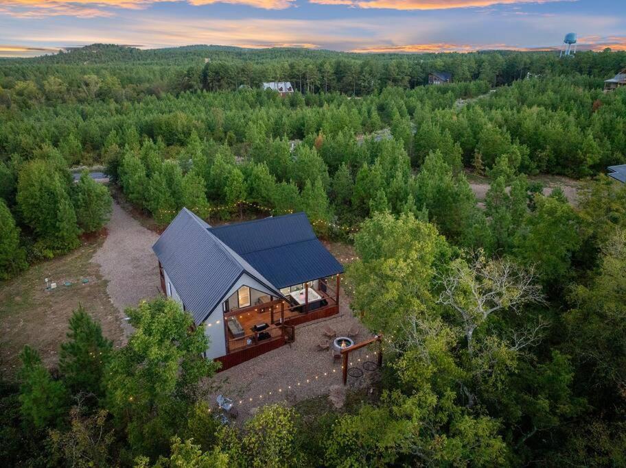布罗肯鲍Under The Stars - Secluded, Hot Tub, Firepit, Games别墅 外观 照片